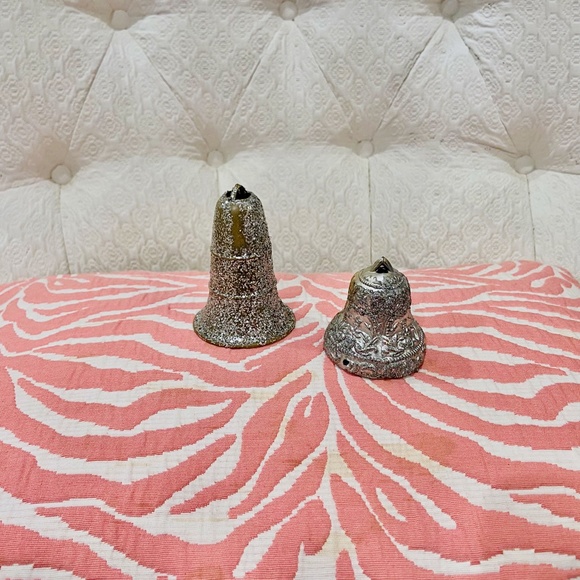 N29-BUNDLE ONLY Vintage Silver Glittered Plastic Decorative Bells - Picture 4 of 8